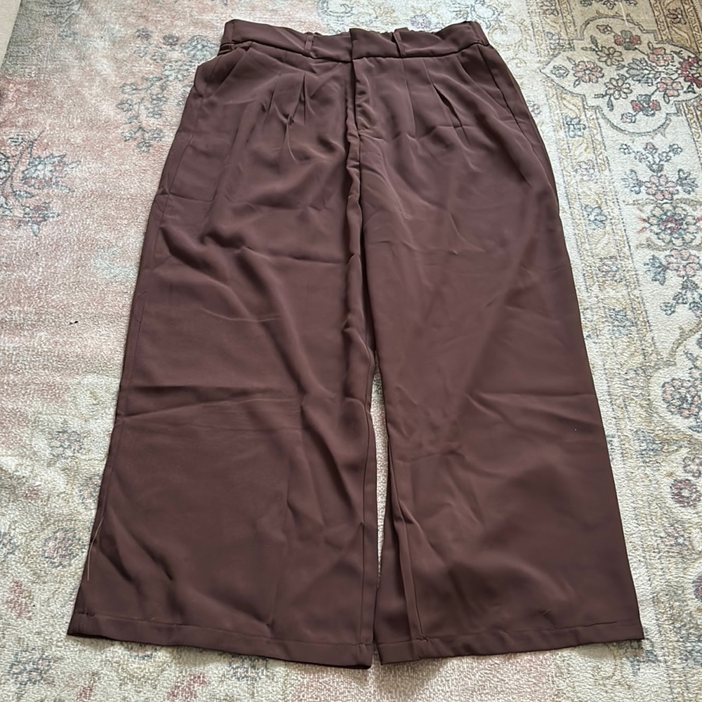 NWOT Brown Lightweight Wide-Leg Trousers